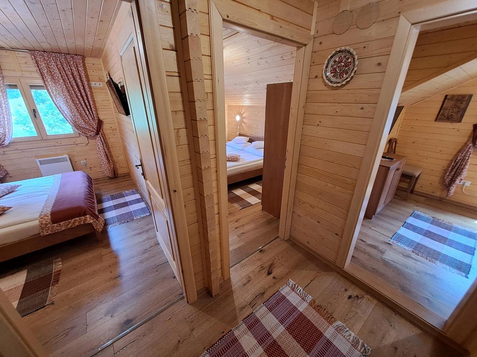 Villa Nagy Lak à Sub Cetate Extérieur photo